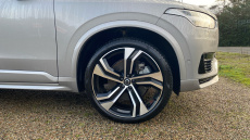 Volvo XC90 2.0 T8 PHEV Ultra Dark 5dr AWD Geartronic Estate